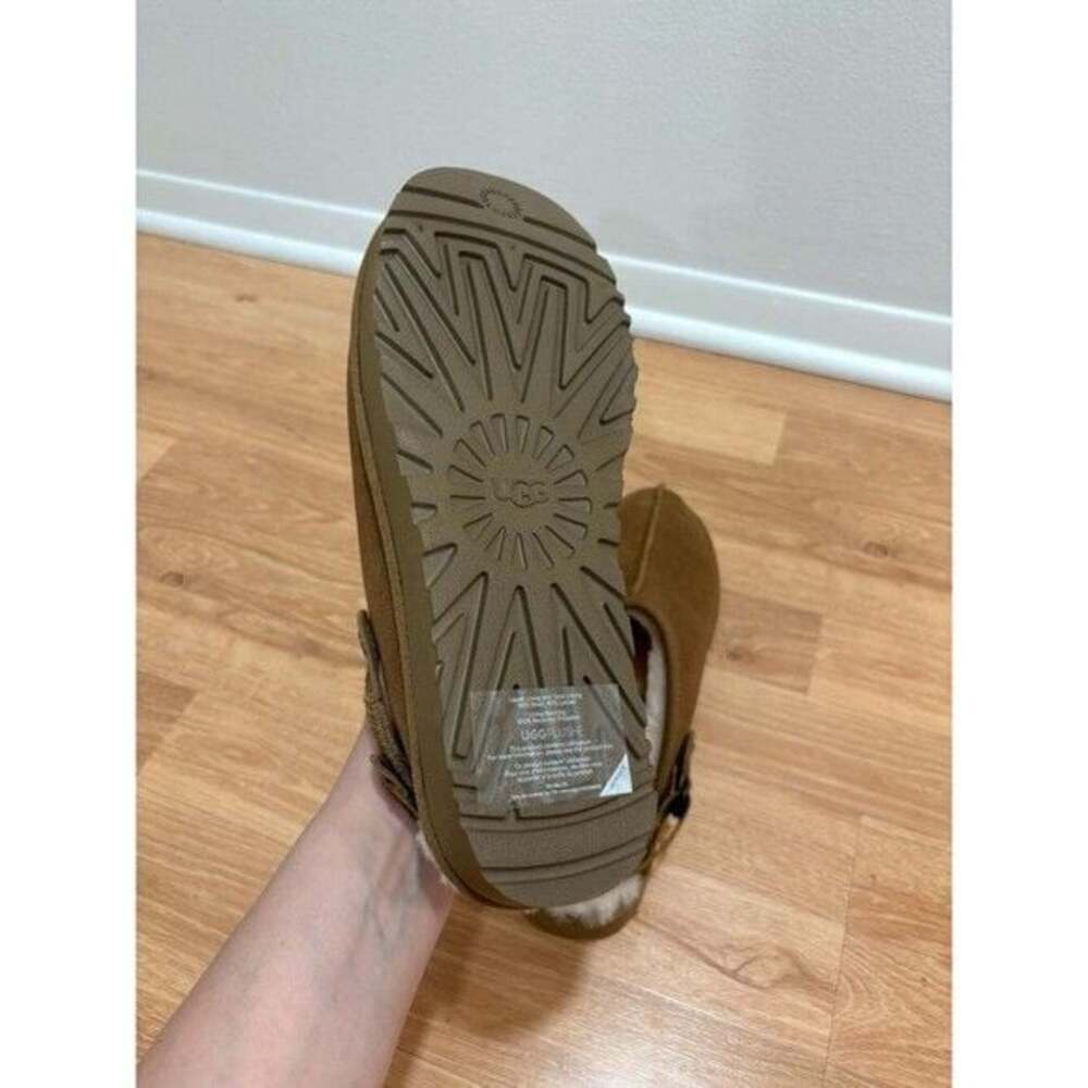 UGG Women's Lanah Clog Suede Platforms in Chestnut - Picture 6 of 6